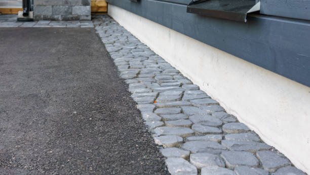 Best Professional Driveway Pavers  in Eulyptus Hills, CA